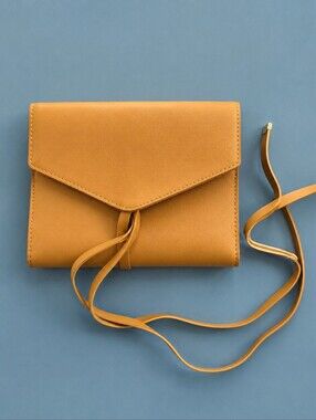Glass Ladder & Co Katherine Tech Travel/Makeup Organizer Roll Vegan Leather